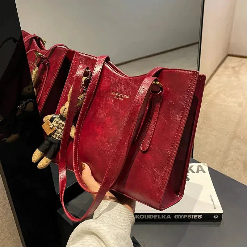 לינה | תיק טבעוני אופנתי עם קמע ארנב מתנה