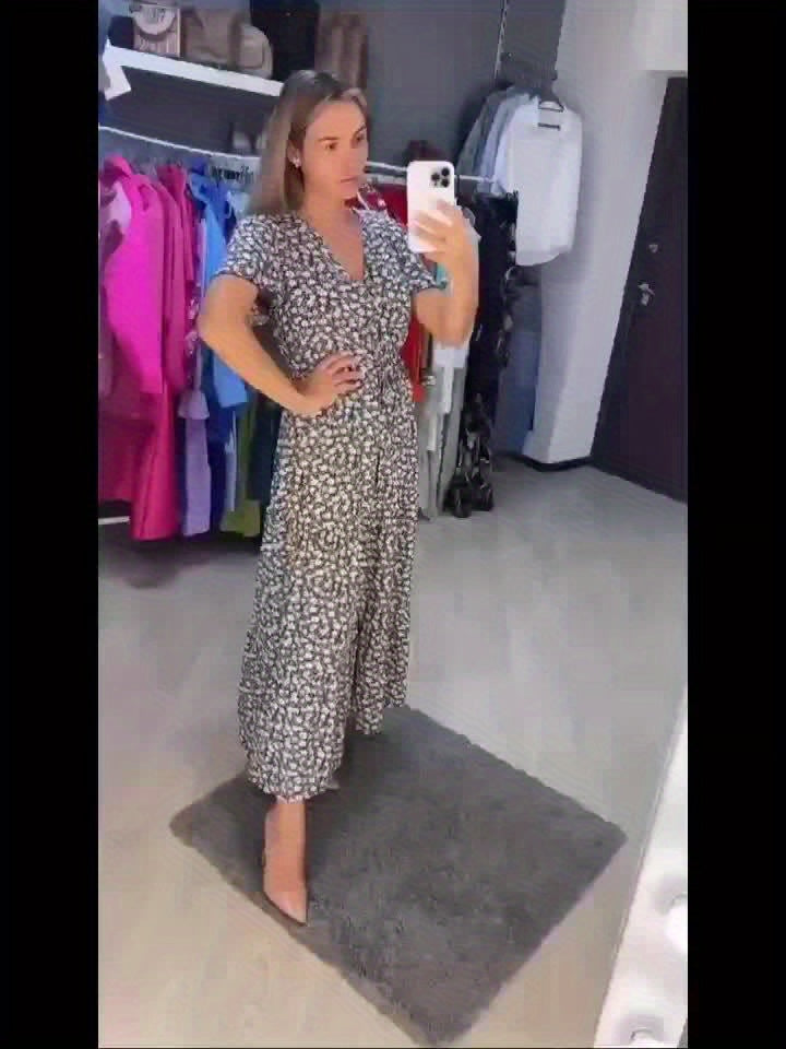 למיס | שמלה ארוכה רפויה עם הדפס פרחוני וחריצים לקיץ